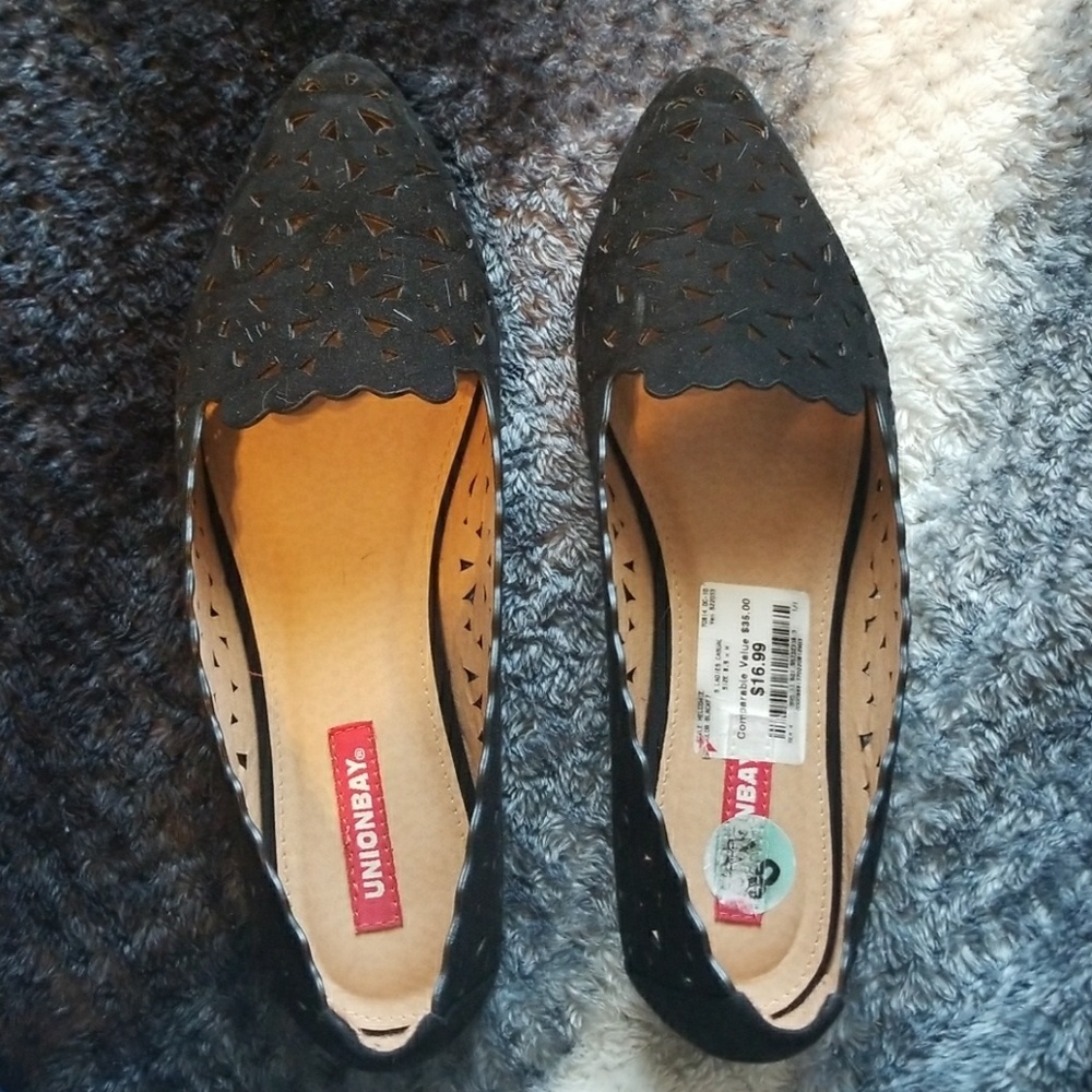 flat shoes